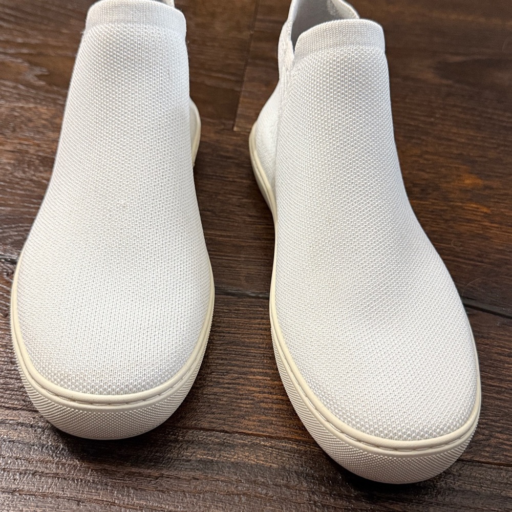 Rothy’s The Chelsea Boot - Winter White - Picture 7 of 11